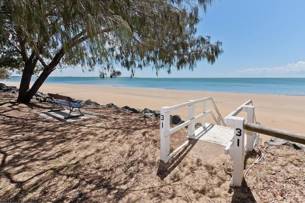 Silver Sands Apartments Hervey Bay Buitenkant foto