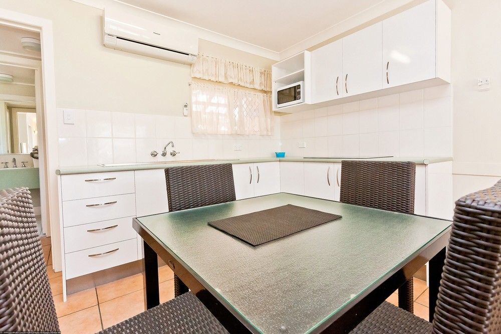 Silver Sands Apartments Hervey Bay Buitenkant foto