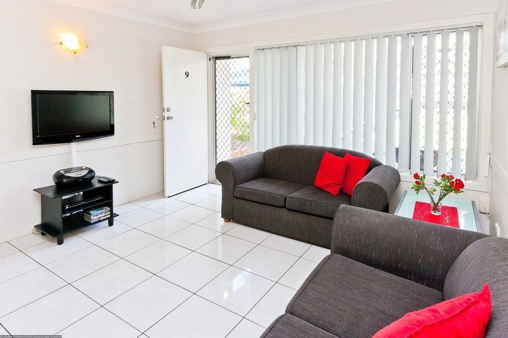Silver Sands Apartments Hervey Bay Buitenkant foto